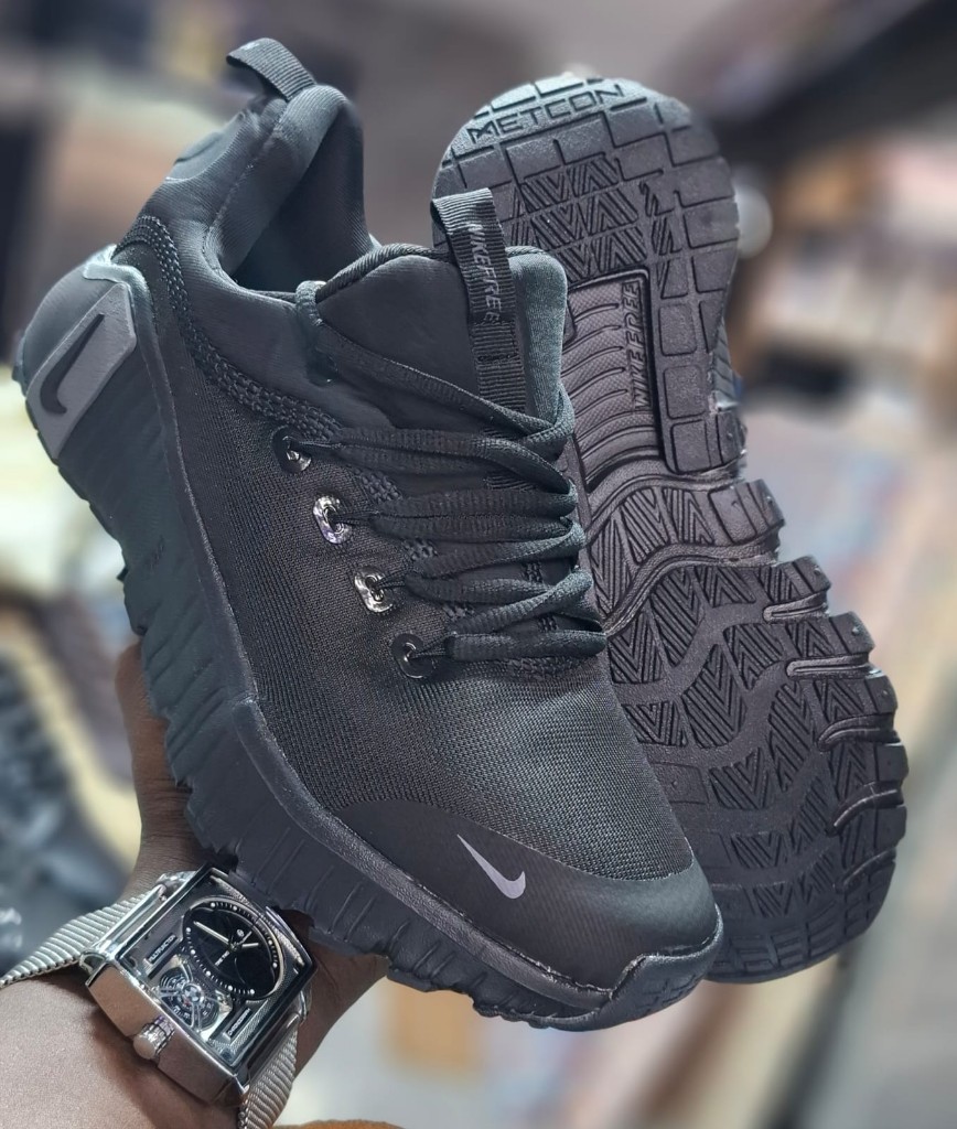 Nike Free RN Triple Black
